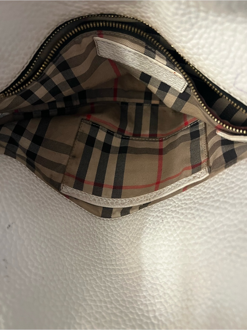 Burberry Leah hobo white pebble leather shoulder bag crossbody gold hardware - Picture 11 of 16
